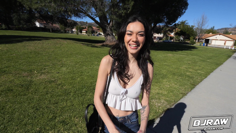 BJ Raw: Empapada de Sawyer en semen