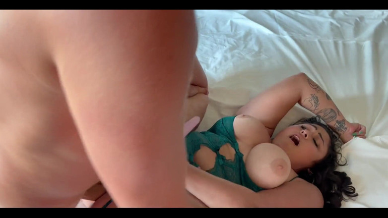 Josie Jaxxon: I Squirted Allllll Over