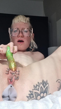 Cute Mini Aliens Clip with Buttplug & Dildo Orgasm
