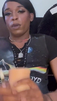 Ebony Tranny Ts Solo Jackoff bbc handjob