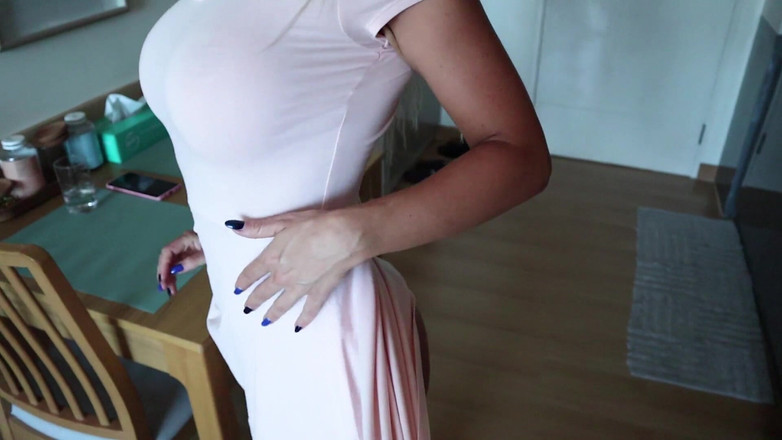 Chokobanana: 집에 있는 동안 나를 방문하는 여친의 친구