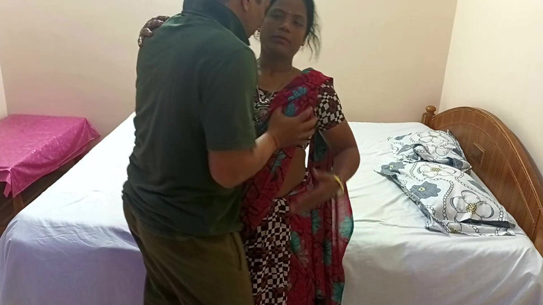 Popmini: Fofa e quente vizinha casada Seema Bhabhi foda muito tesuda