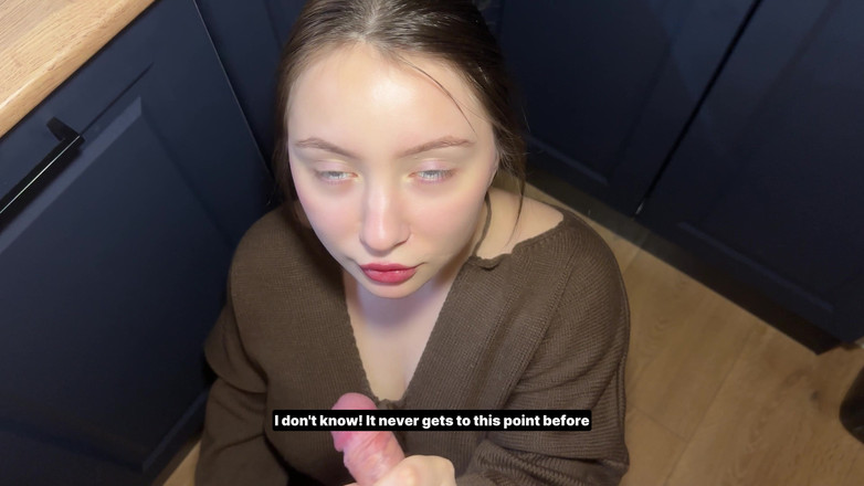 niiikey: Een Vreemdeling Van De Straat Staat Zichzelf Toe Om Een...