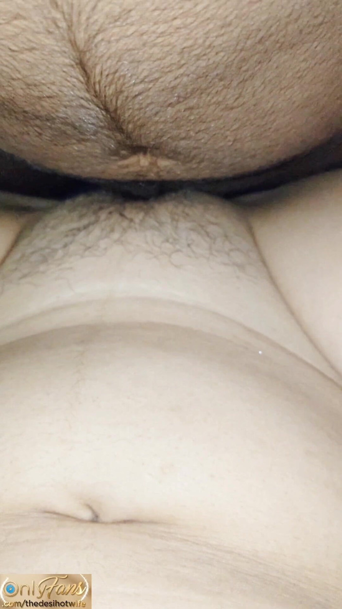 TheaDesiHotwife: Suamiku yang doyan selingkuh sama pacar kontol panjangku untuk ngentot...