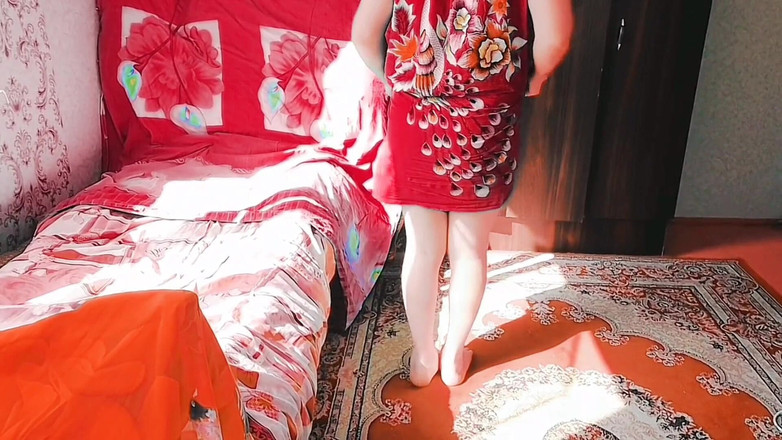 Kitty_Cross: Mini robe, taquinage maximum