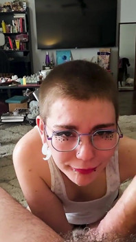 Teen Pays the Rent with a Blow Job