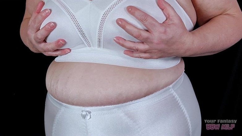 BBW_Wife: 레트로 할망구 팬티와 브래지어 - 아름다운 큰 속옷을 입은 내 미시 밀프 털이 무성한 보지와 처진 GILF 젖탱이