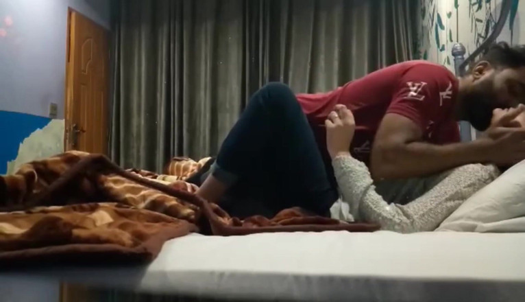 Dasi couple: Video rekaman seks pacarku dientot habis-habisan sama pacarku sendirian di...