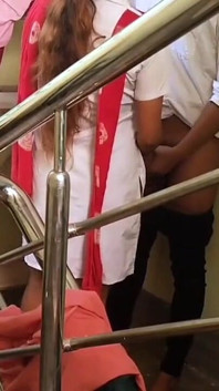 Chica universitaria secretamente teniendo video de sexo indio se vuelve viral