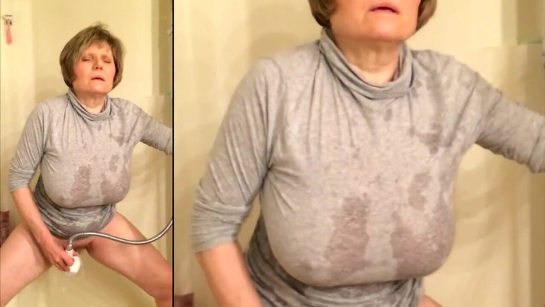 MarieRocks: Gilf peituda se masturba em uma camisa cinza