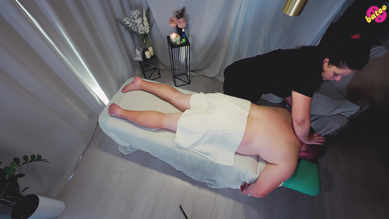 beauty_and_the_other_one: A rezervat un masaj de relaxare premium, dar a primit și...