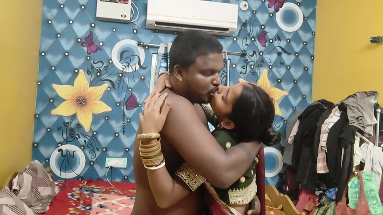 Nikku: Indian Hot Couple Newly Married First Night Fucking in Hindi...