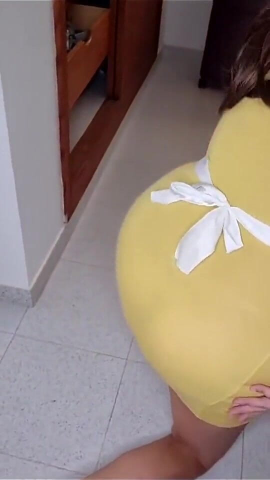 BritneySwallows: Huấn luyện cô ấy để trở thành một 'sử dụng miễn phí' 24/7