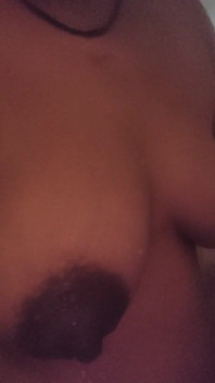 Indian Sexy Bhabhi Fingering and Pissing