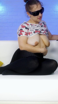 Proč jsi se rozhodla svléknout! Mám tě ošukat nebo tak něco?