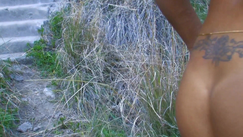 Horny Two really wet MILFs: Dark skinned babe takes it rough in the butt