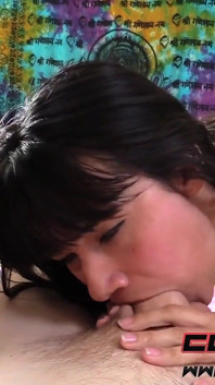 น้องสาวต่างมารดาฝึกฝนเกมกลืนควยลึก