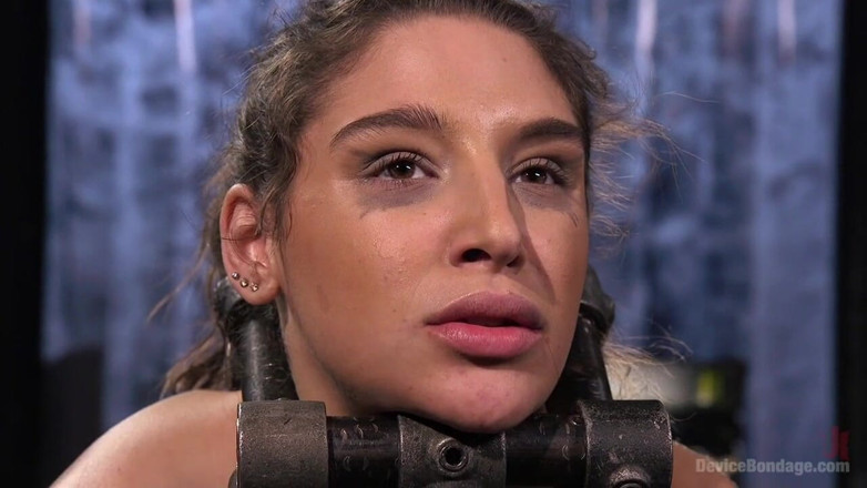 Hogtied by Kink: Mai mult pericol
