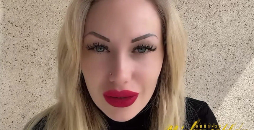 Goddess Misha Goldy: Aku punya kendali besar atas pikiran dan penismu terutama saat...