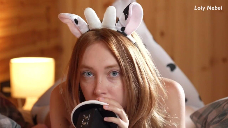 Loly Nebel Studio: Sonidos de boca y asmr de mascar suave para relajación...