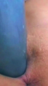 Si blonde matang Vixen Deepthroat dildo dan jari direndam pepek