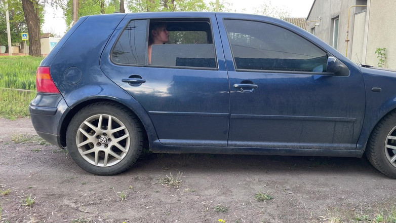 HotPrincessUA: Tachinare pe bancheta din spate: sărind pentru plăcerea ta