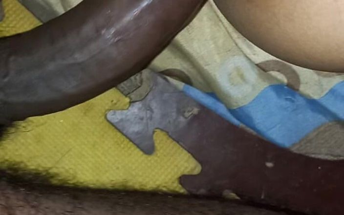 Mangacaribe: 彼女の庭師と性交する不貞な妻、BBC