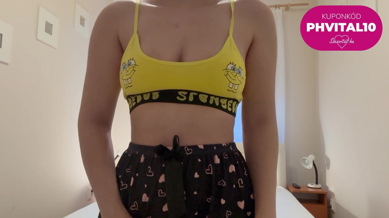 AmayaMori: I Speak Hungarian and Masturbate with an Egg Vibrator.