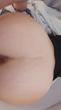 Primeira milf anal com pau enorme