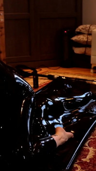 Lady Valeska - Rubbertoy w pustej części 1