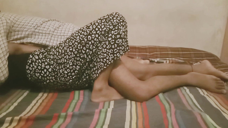 Shopna25: Tienda, joven traviesa, sexo romántico bengalí indio