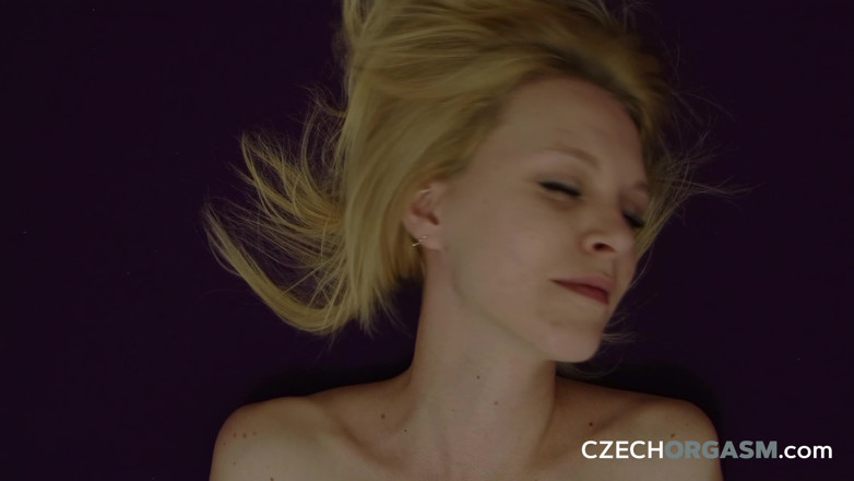Czech Orgasm: Czech orgasm 91: big lips, big clit – she’s eager for all...
