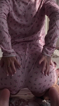 So.. I Lost My Virginity in Faphouse! Real First Time in Pussy Masturbation