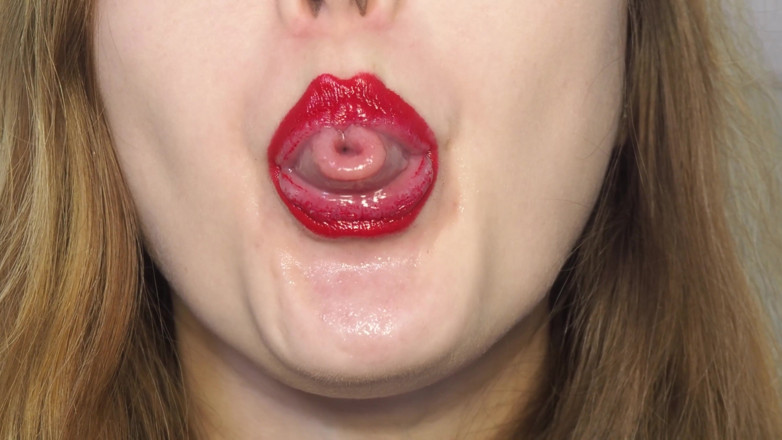 BustyVic: Que feriez-vous à ma bouche