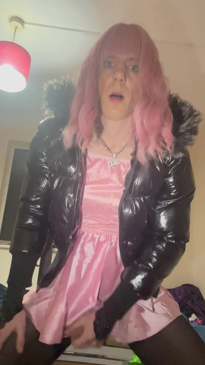 Jessica silk: Jess Silk Lagi Asik Ngentot Dildo