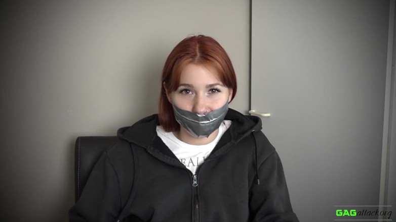 Gag Attack: Red Foxy - kneble taśmy PCV