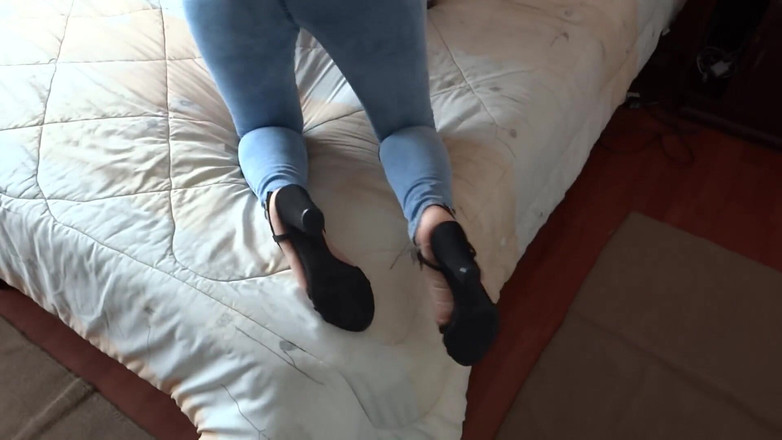 Ardientes69: 来操我的菊花，我朋友的漂亮继母问我，一个大屁股熟女