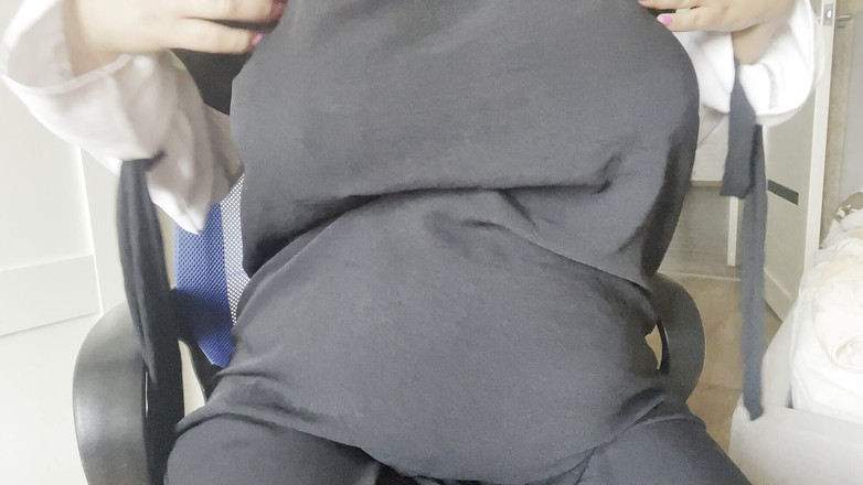 Lux Eva: MiLF marocchina dà istruzioni per sborrare parlando