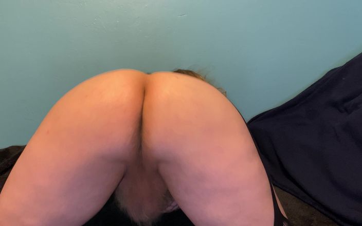 Big booty trap: Twerking脂肪お尻femboy