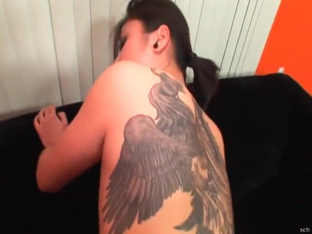 Hard raw sex: Tattooed Horny Babe Fucking with Big Dick