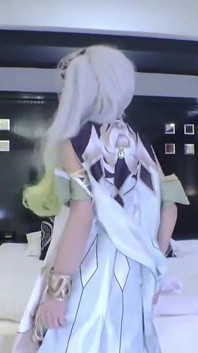 İnce güzelin ilk çıkışı - yeni bir cosplayer'ın ilk Nahida'dan ilham alan fantezi gecesi