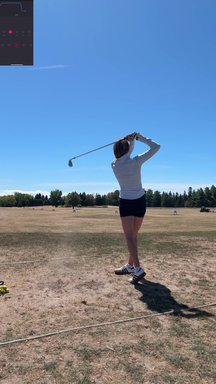 Nadia Foxx: Public Orgasm at the Driving Range