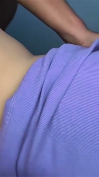 944 집에서 자위하는 의붓딸을 붙잡고 이런 일이 일어났어...