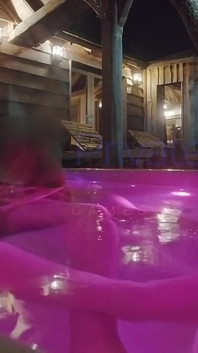 Anal Fuck and Orgasm in the Jacuzzi