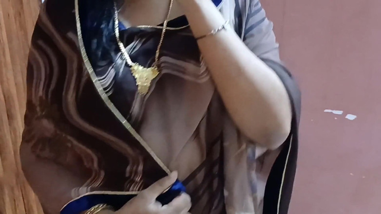 Desisexqueen: Sex în cuplu indian desi pentru prima dată