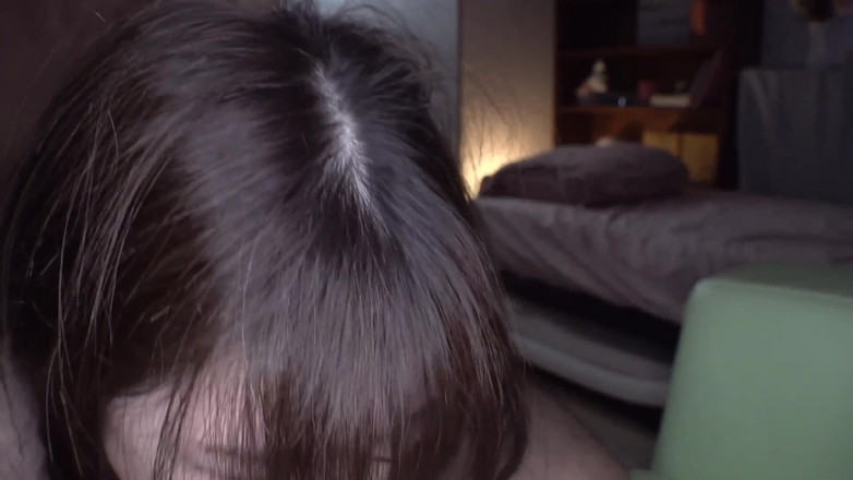 Strix: Během koupele: Nakukoval jsem oknem a viděl jsem tichou rezervovanou...