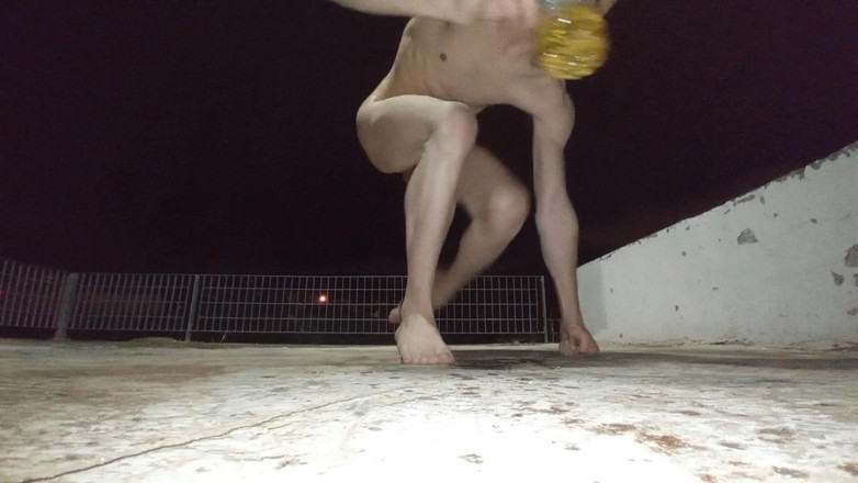 Dan Eagle: Mit pisse, arsch und sperma spielen