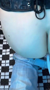 Đi tiểu và kéo dài cho Sissy Gurlfriend