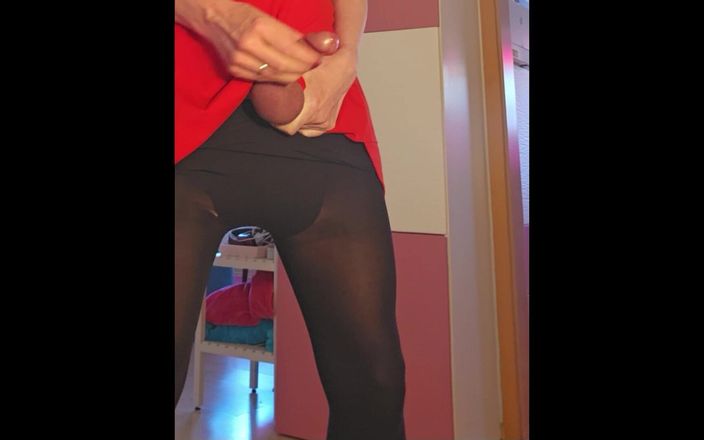 TSLillySophie: Trans Lilly Sophie se masturba a su follada dura y...