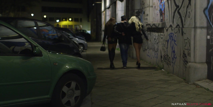 Nathansluts: Pantat bahenol si cewek nakal jessie volt &amp; julie skyhigh dientot...